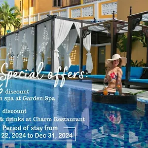 La Charm & - Located In Old Town Hotel